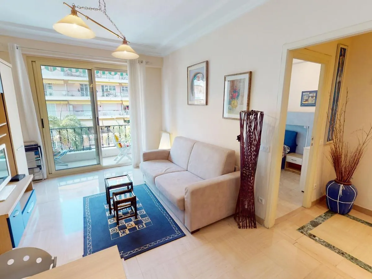 Agreable 2P Moderne En Centre-Ville, Proche Mer Avec Balcon, Menton - Fr-1-196-333 Apartment